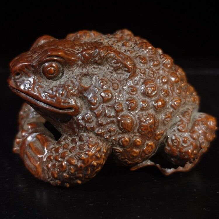 Chinese Collection of Boxwood and Golden Toad "招财进宝" Statues for Home Decoration