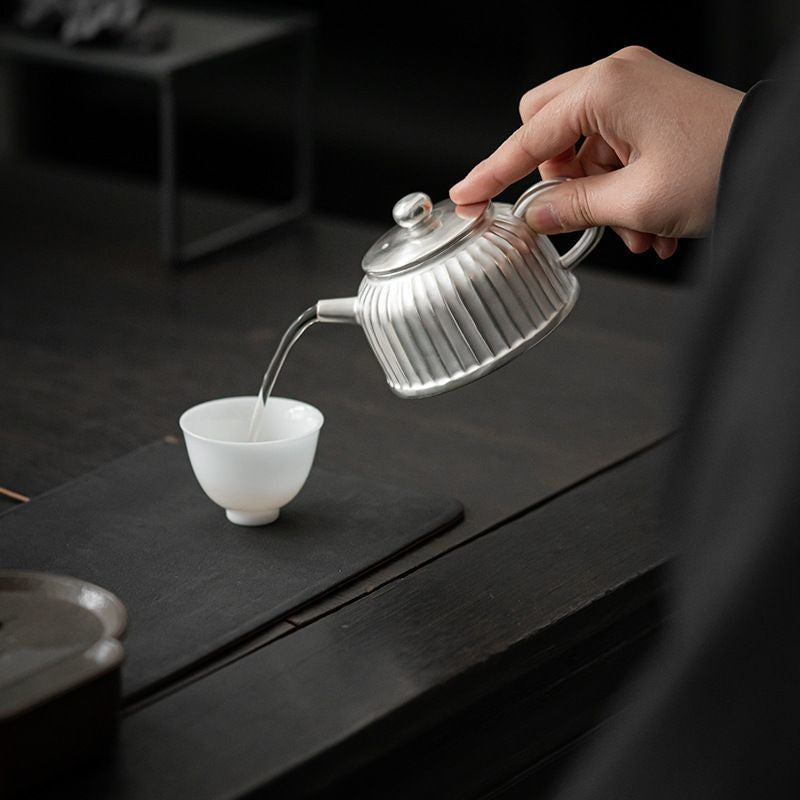999 Silver Plated Ceramic Teapot Chrysanthemum Petal Kung Fu Tea Pot 150ml