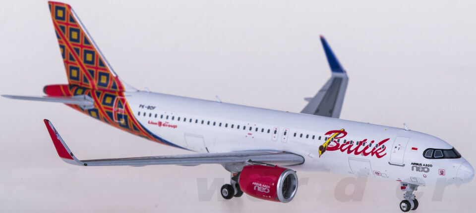 1:400 Phoenix Batik Air AIRBUS A320neo Passenger Airplane Diecast Plane Model