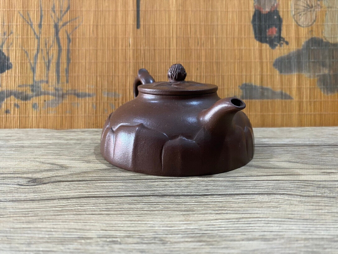 Chinese Yixing Zisha Clay Handmade Exquisite Teapot(壶 底款:如图)