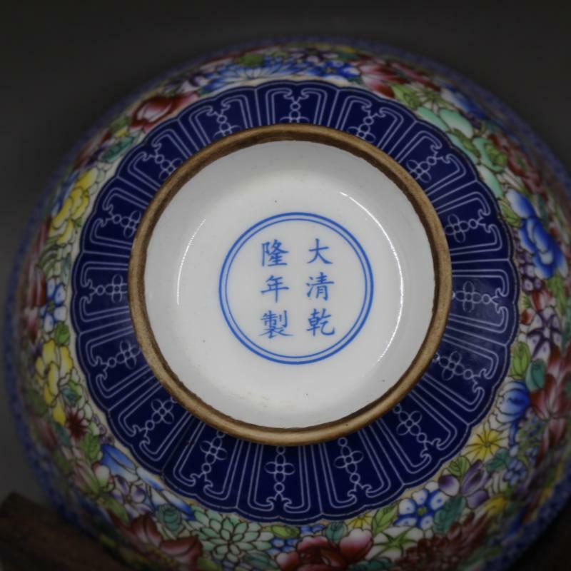 Collect Chinese Qing Dynasty Porcelain Blue and White Famille Rose Flowers Bowl