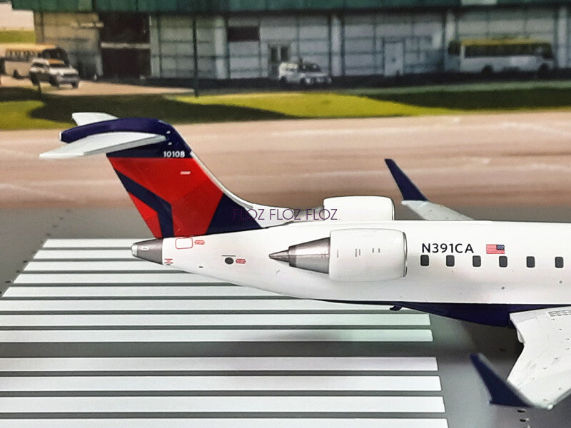 GeminiJets for Delta Airlines for BOMBARDIER CRJ-700 N391CA 1:200 Aircraft Model