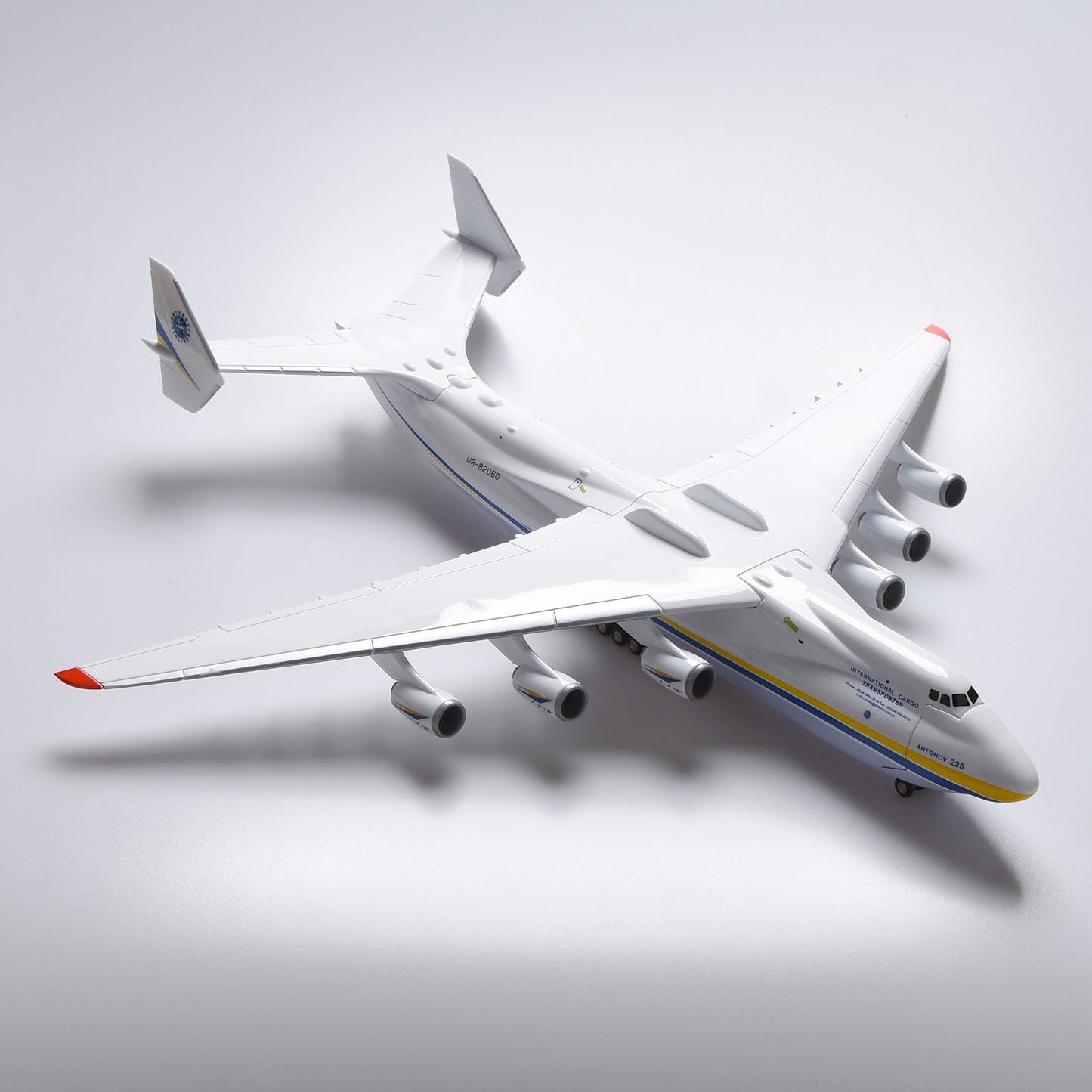 Super 1/200 Antonov Ukraine An-225 Aircraft Strategic Transport Plane Model