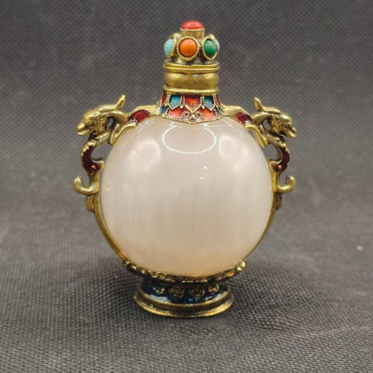 Rare Antique Jade Bottle UV Red Color Changing Chinese Artifact