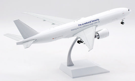1:200 JC Wings Lufthansa Cargo B777-200LRF Airplane Diecast Aircraft Model
