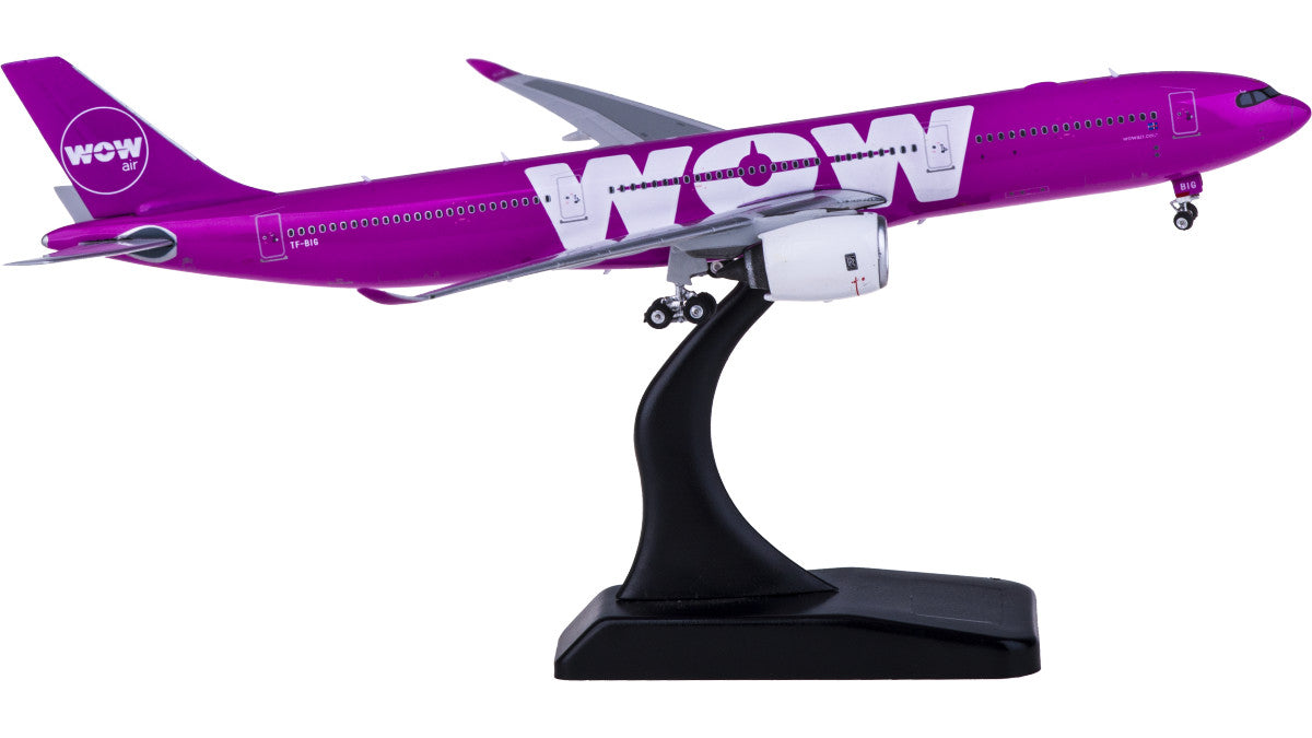1:400 Phoenix WOW Air AIRBUS A330-900neo Passenger Airplane Plane Diecast Model