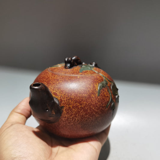 Chinese Yixing Zisha Clay Handmade Exquisite Teapot (金鼠纳福 低款:蒋蓉)