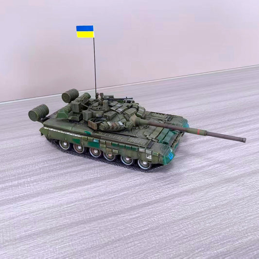 1/72 (Russia-Ukraine War) Finished model of the T80BV tank captured by Ukraine