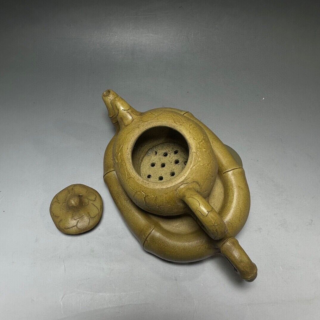 Chinese Yixing Zisha Clay Handmade Exquisite Teapot(壶上壶 底款:陈鸣远)