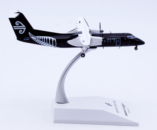 1:200 JC Wings AIR NEW ZWALAND BOMBARDIER 8Q300 Airplane Diecast Aircraft Model