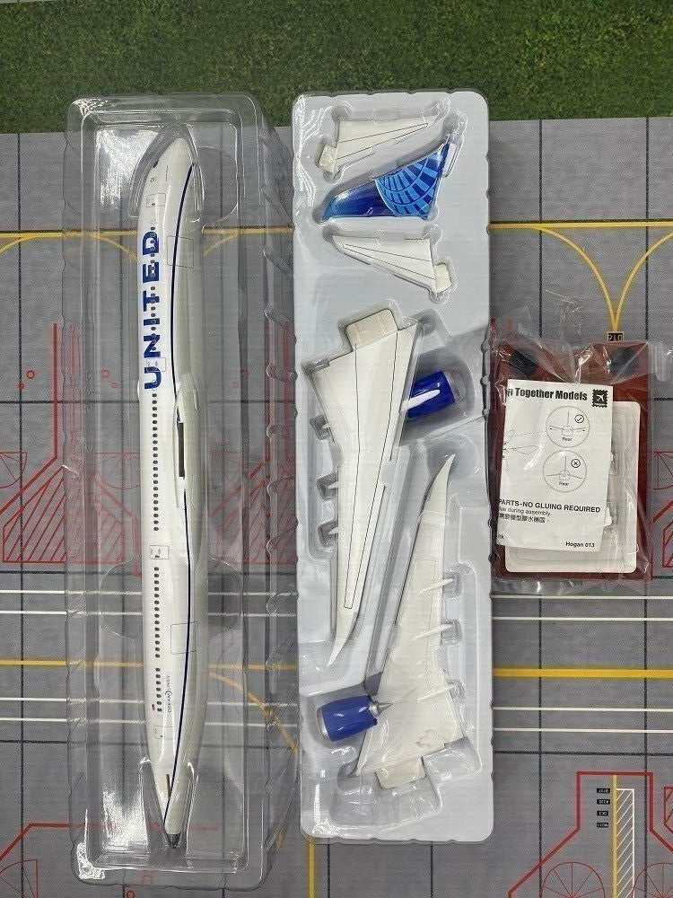 34CM 1:200 Hogan UNITED BOEING 787-10 Passenger Plane Airplane ABS Plastic Model
