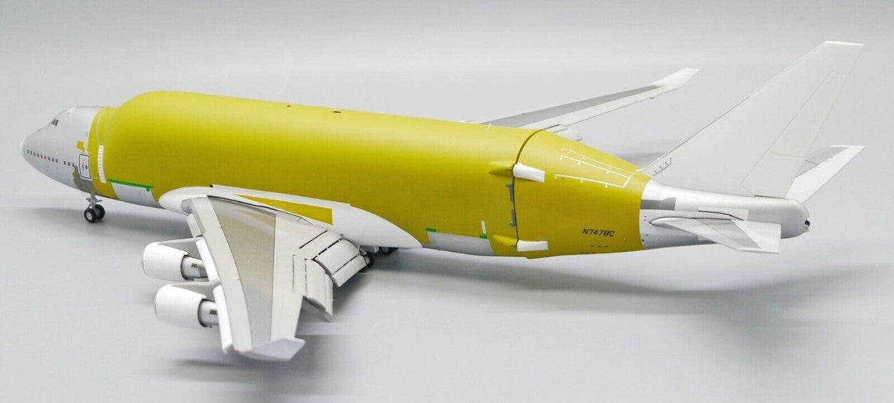 1:200 JC Wings Boeing Company BOEING B747-400LCF Flap Down Plane Diecast Model