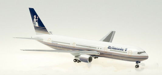 1:200 28CM Hogan Britannia BOEING 767-300ER Passenger Airplane ABS Plastic Model