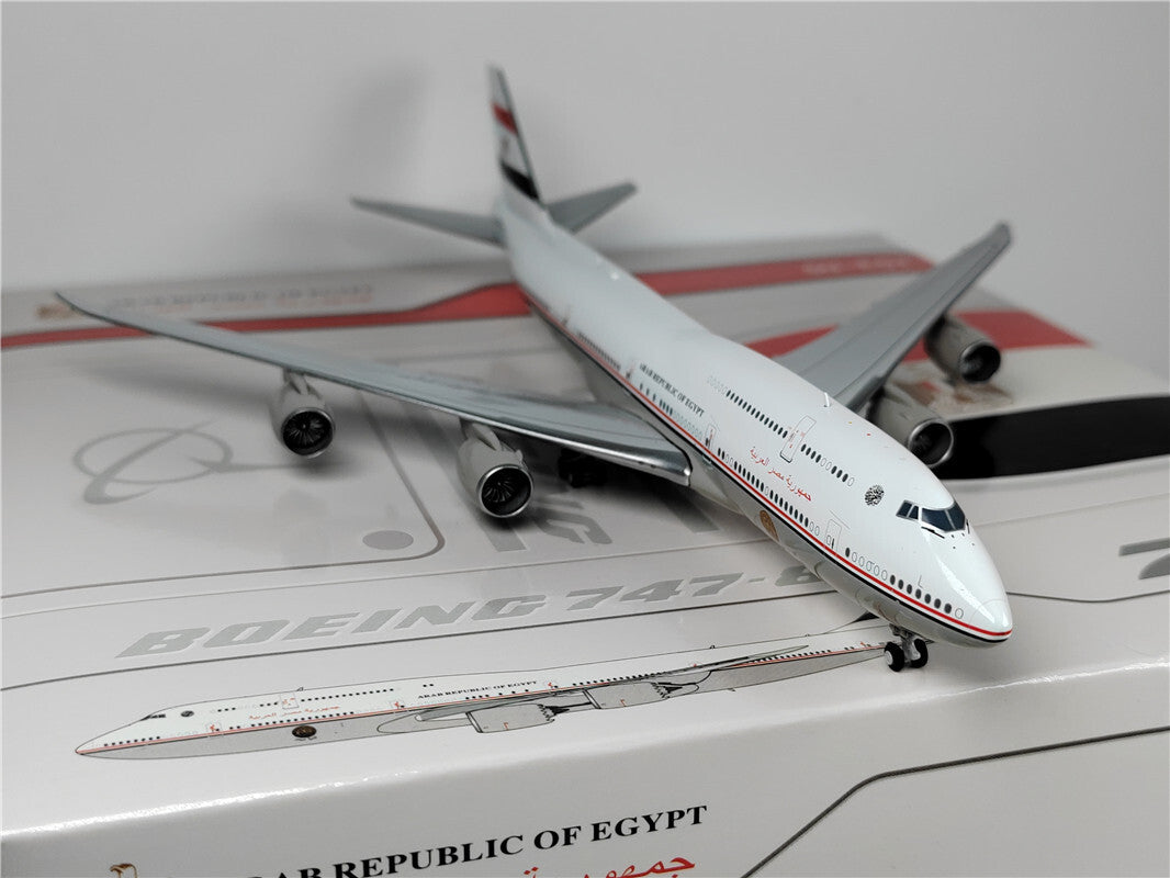 1:400 JC Wings ARAB REPUBLIC OF EGYPT B747-8 Passenger Airplane Diecast Model