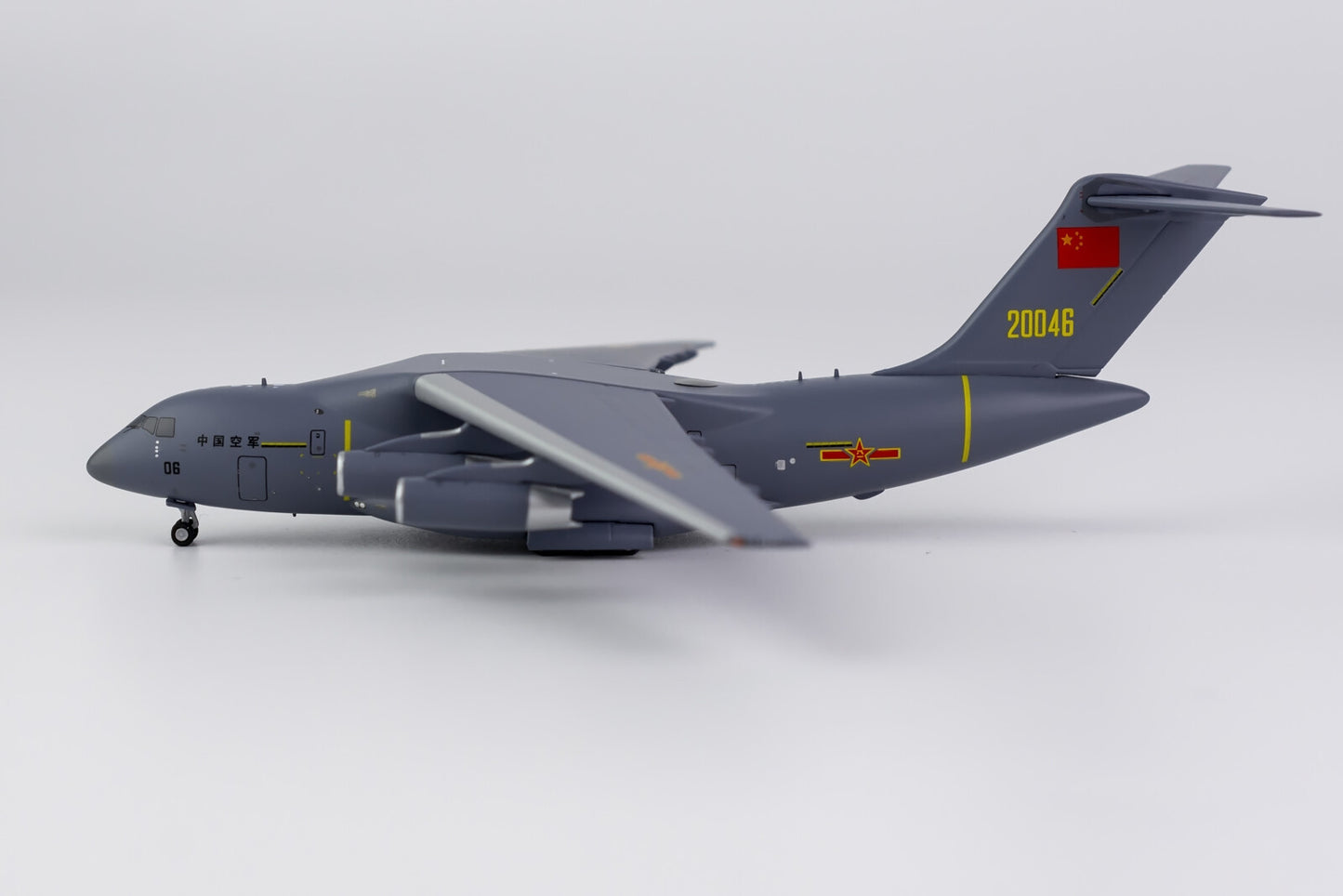 1/400 China Air Force Y-20 Kunpeng Transport Aircraft 20046 Alloy Aircraft Model
