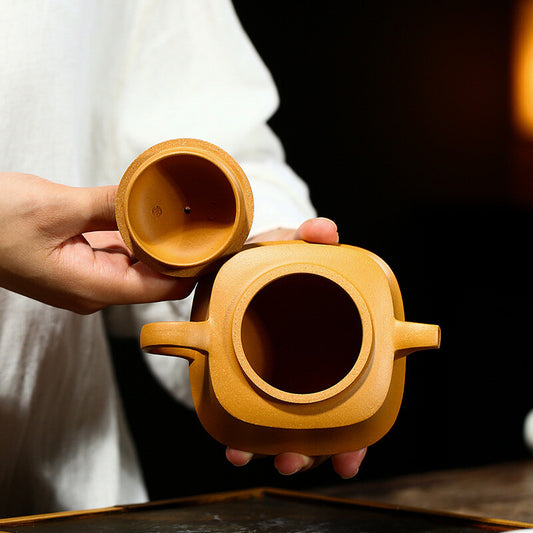 China Yixing Zisha Pottery Gold Section Clay Handmade 240cc Mesh Teapot 舍得四方
