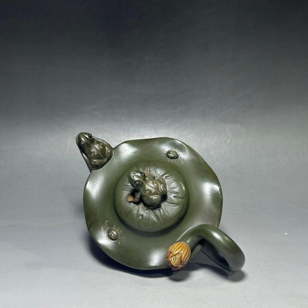 Chinese Yixing Zisha Clay Handmade Exquisite Teapot (荷叶青蛙壶 底款:蒋蓉)