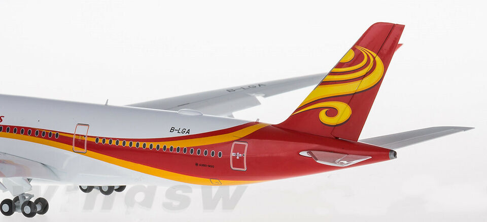 1:200 33CM JC Wings HONGKONG AIRLINES A350-900 Airplane Flap Down Diecast Model