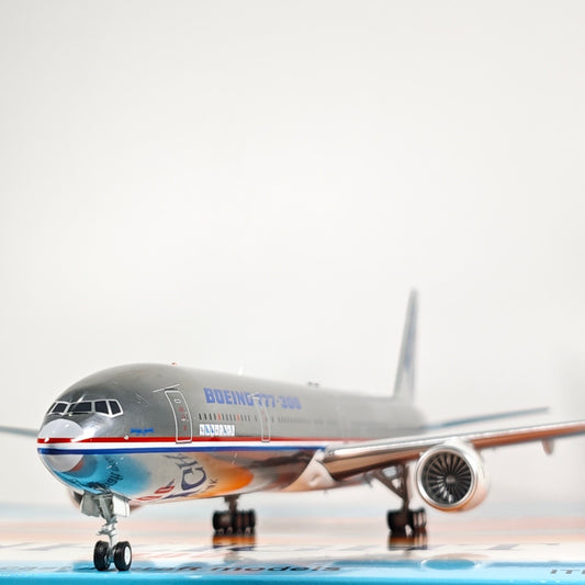 1:200 InFlight Boeing 777-300ER N5014K Passenger Airplane Diecast Plane Model