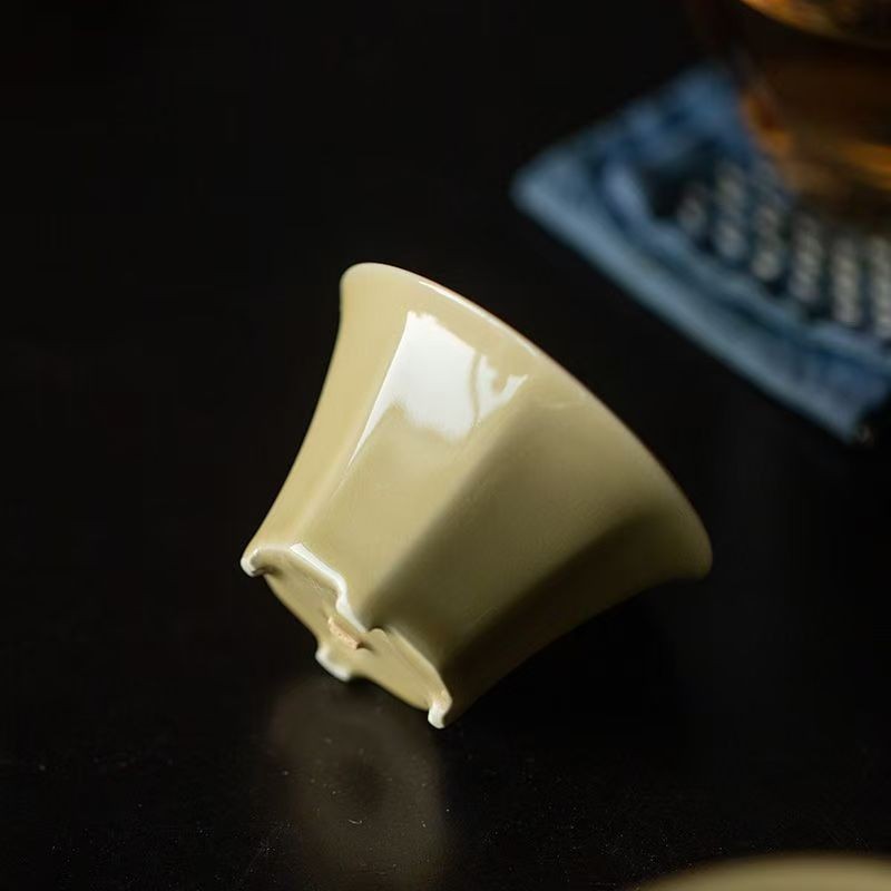 Chinese Porcelain Tea Cup : Ding Ware Tea Cup Tea Set