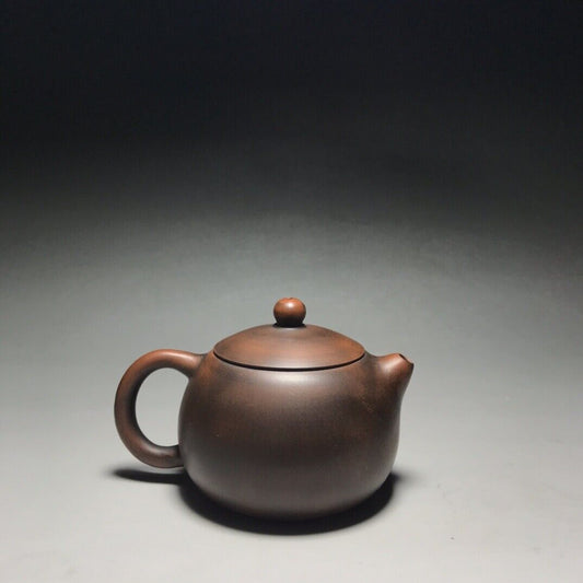 Chinese Yixing Zisha Clay Handmade Exquisite Teapot (西施 底款:李国忠)