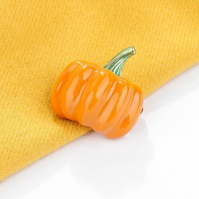 Halloween Pumpkin Brooch Women Elegant Party Costume Dress Lapel Enamel Pin Lady