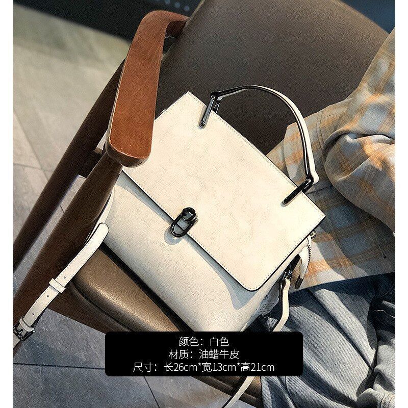 Cowhide Leather Bag One-shoulder Handbags Satchels Large Messenger 26*13*21 CM