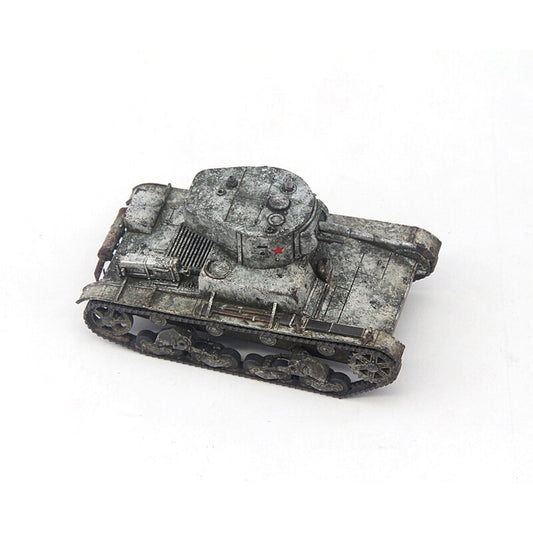 1/72 T26 T-26 Light Tank Model 1933 No Antenna Snow Coating