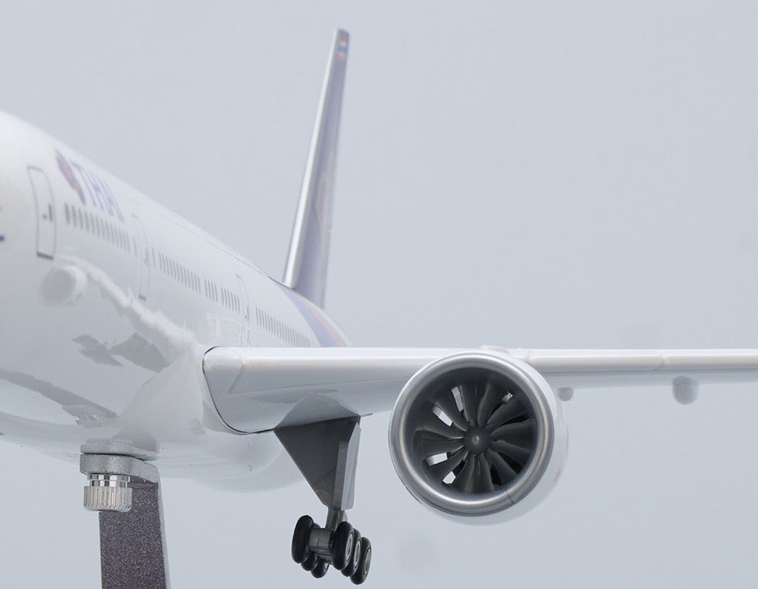 47CM 1:157 THAI BOEING 777-300ER Airplane Landing Gears Resin Aircraft Model