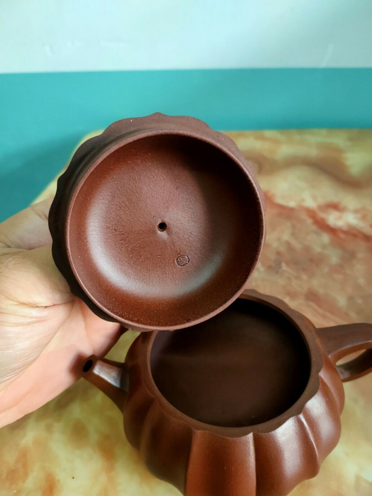 Chinese Yixing Zisha Clay Handmade Exquisite Teapot (葵莲)