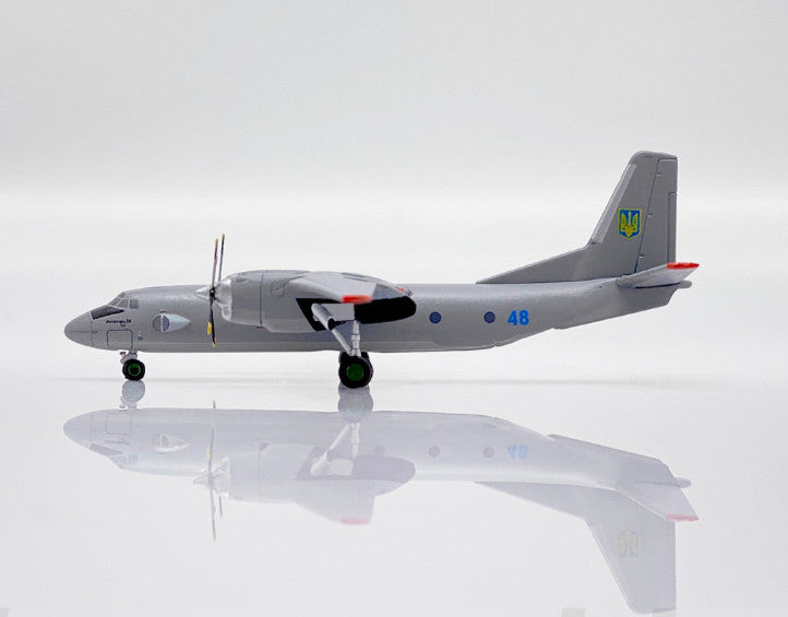1:400 JC Wings Ukrainian Air Force Antonov An-26 Airplane Diecast Aircraft Model