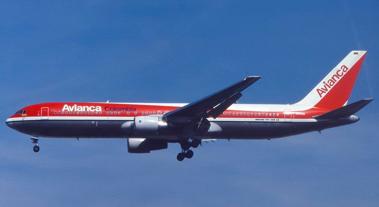 1:400 Phoenix Avianca BOEING 767-300ER Passenger Airplane Diecast Aircraft Model