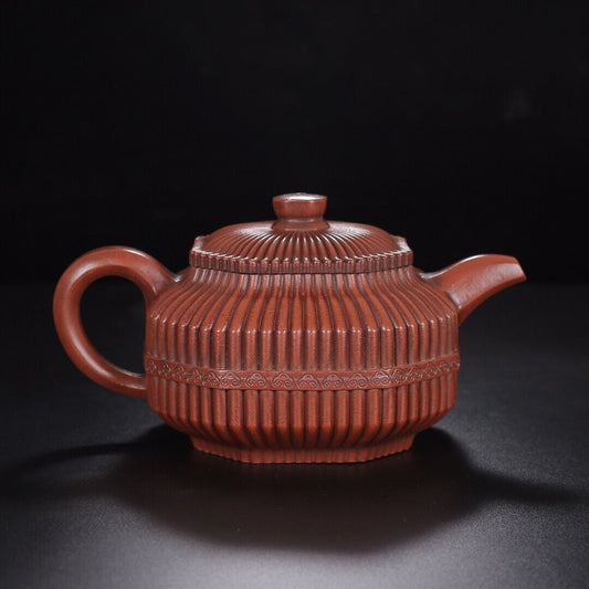 Chinese Yixing Zisha Clay Handmade Exquisite Teapot(八方筋纹 底款:顾景洲)