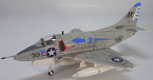 HOBBY MASTER A-4B USN VA-106 Gladiators AK301 1/72 diecast plane model aircraft