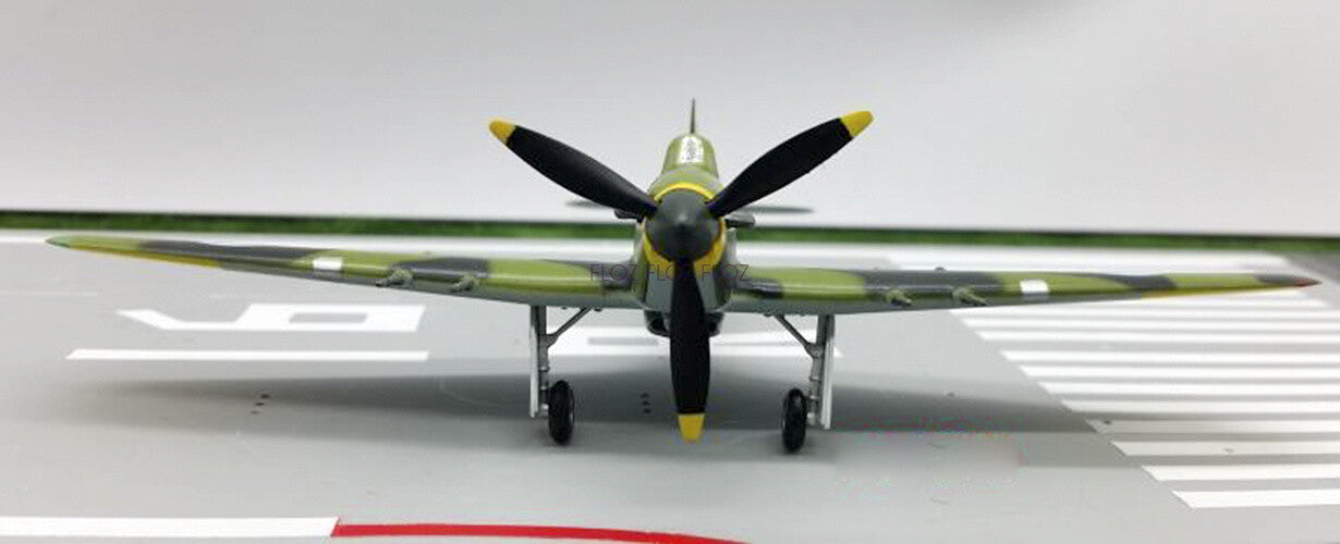 Easy Model WWII HURRICANE MK II Finnish 1942 1/72 -