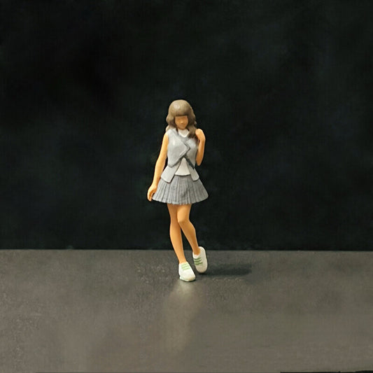 1:64 Scale Diorama Figure Model City Street Stylish Girl Boy Scene Display Model