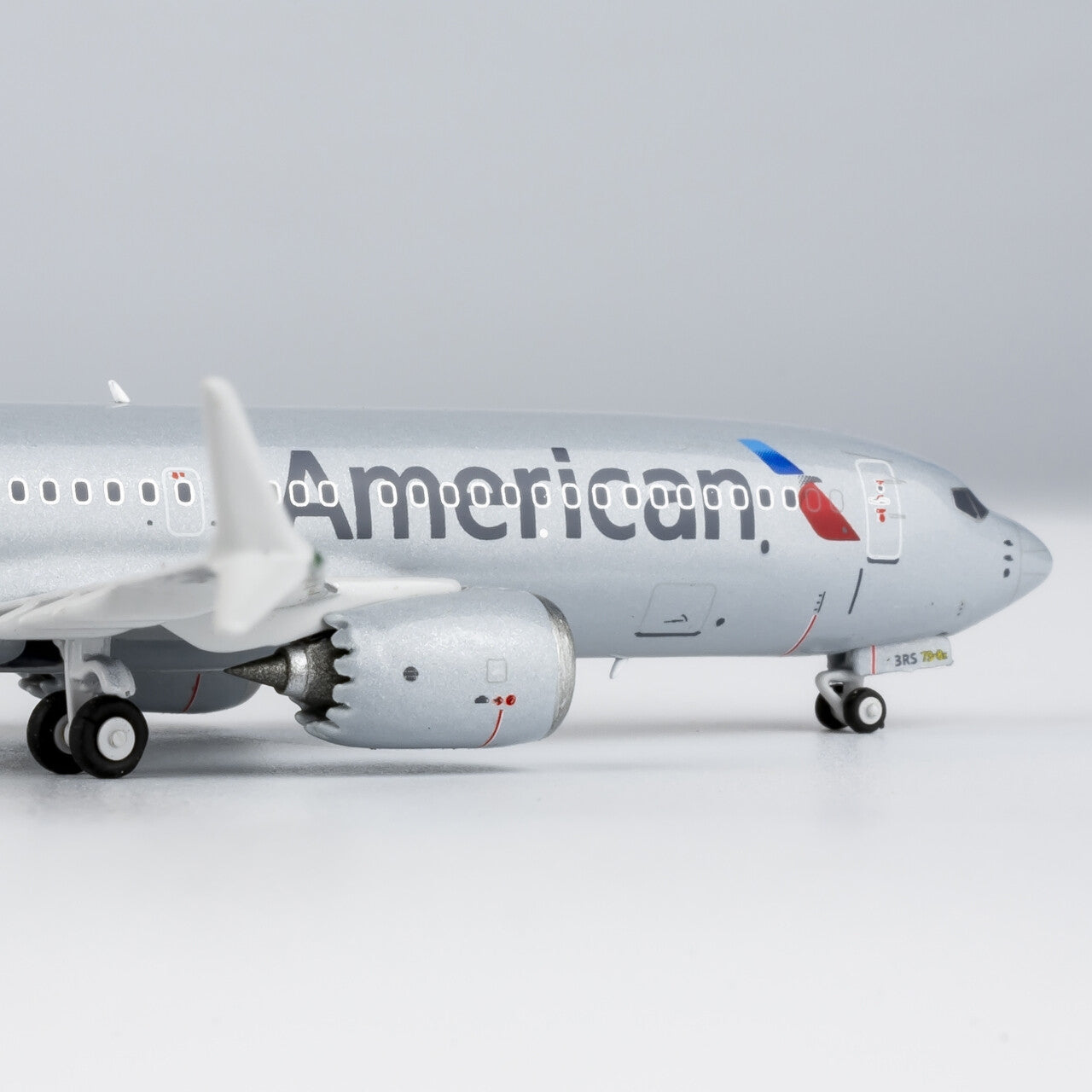 1:400 NG Model American Airlines B737 MAX 8 Airplane Diecast Aircraft Model
