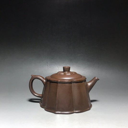 Chinese Yixing Zisha Clay Handmade Exquisite Teapot(凌花 底款:顾景舟)