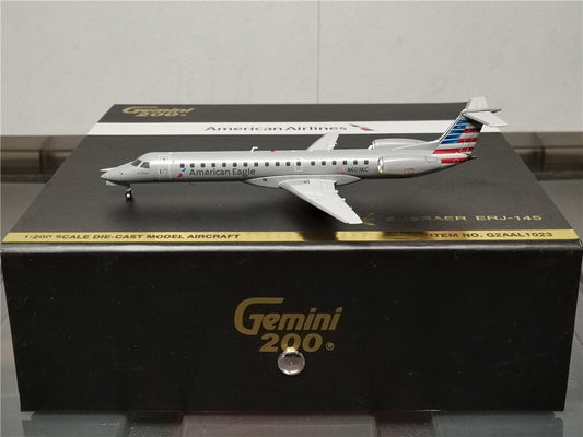 1:200 Geminijets American Airlines EMBRAER ERJ-145 Plane Diecast Aircraft Model