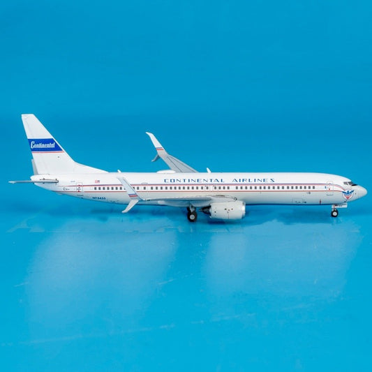 1:400 Geminijets United Airlines Boeing 737-900ER N75435 Airplane Diecast Model