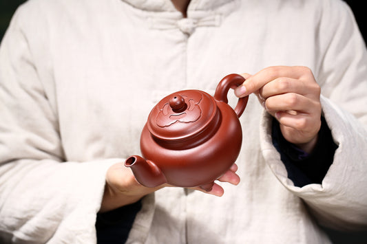 Vintage Chinese Yixing Purple Clay Teapot Zisha Ceremony Carving Collectible Art