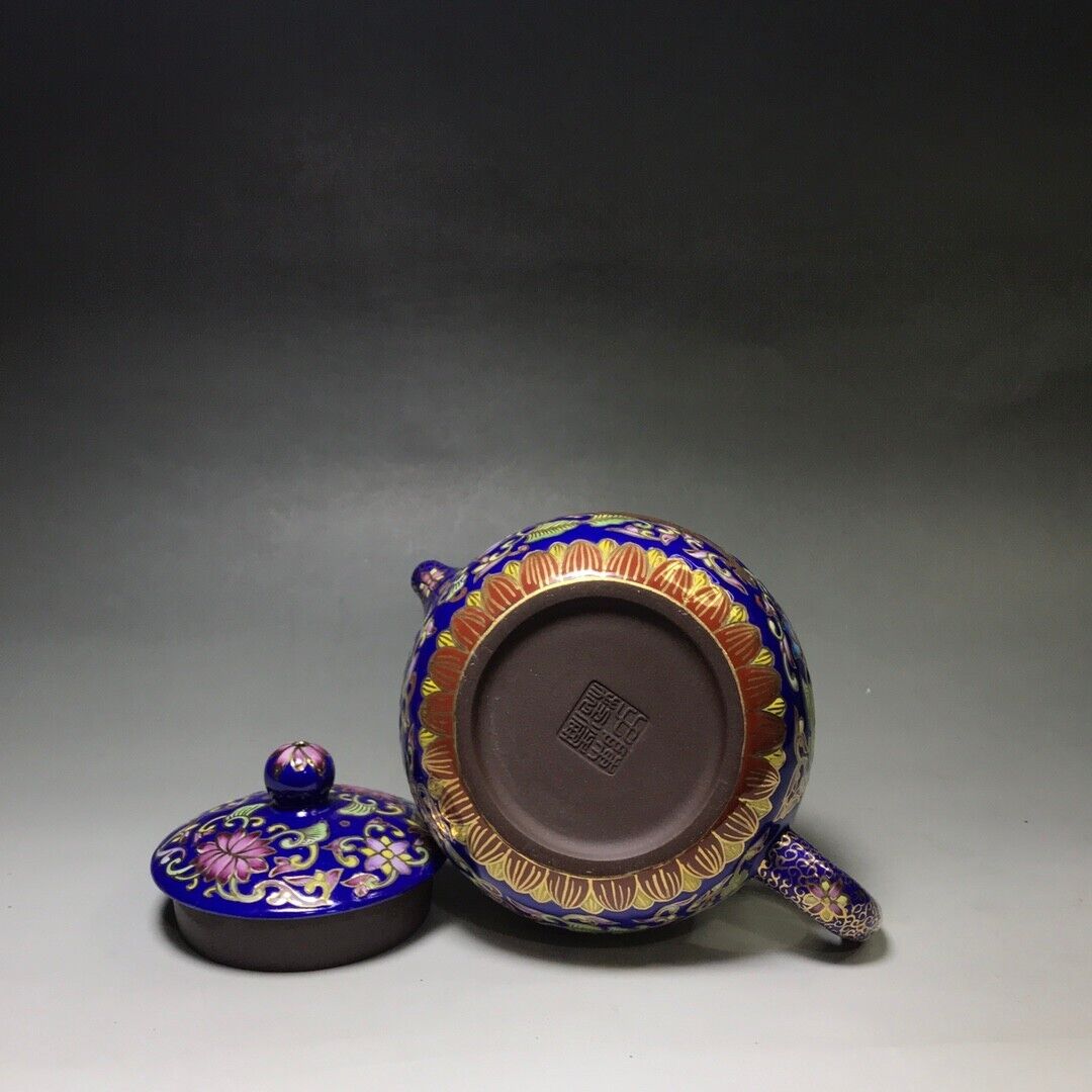 Chinese Yixing Zisha Clay Handmade Exquisite Teapot (西施 底款:陈涛手制)
