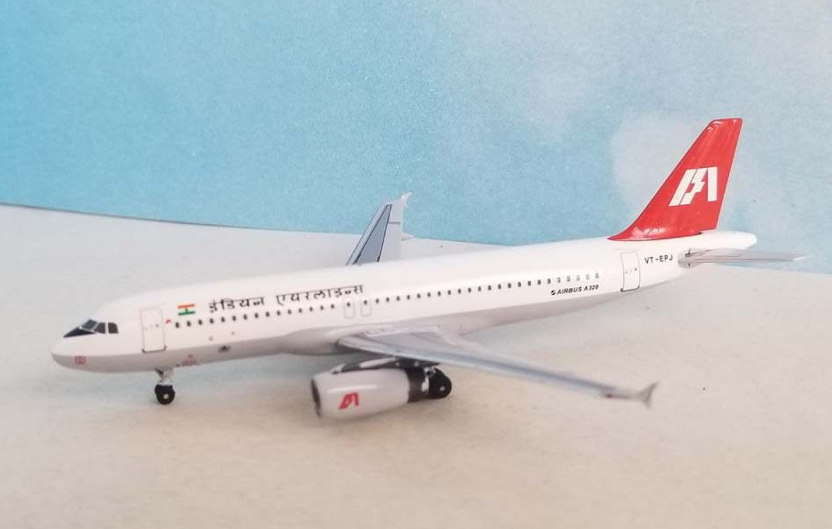 1:400 AeroClassics Indian AIRBUS A320 Passenger Airplane Diecast Aircraft Model