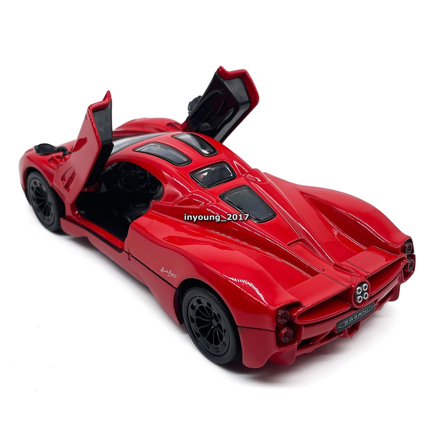 1/36 Pagani Utopia 2024 Model Car Diecast Toy Cars Toys for Boys Kids Gifts Red