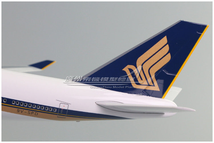 47CM 1:150 SINGAPORE AIRLINES BOEING 747-400 Airplane Landing gears Resin Model