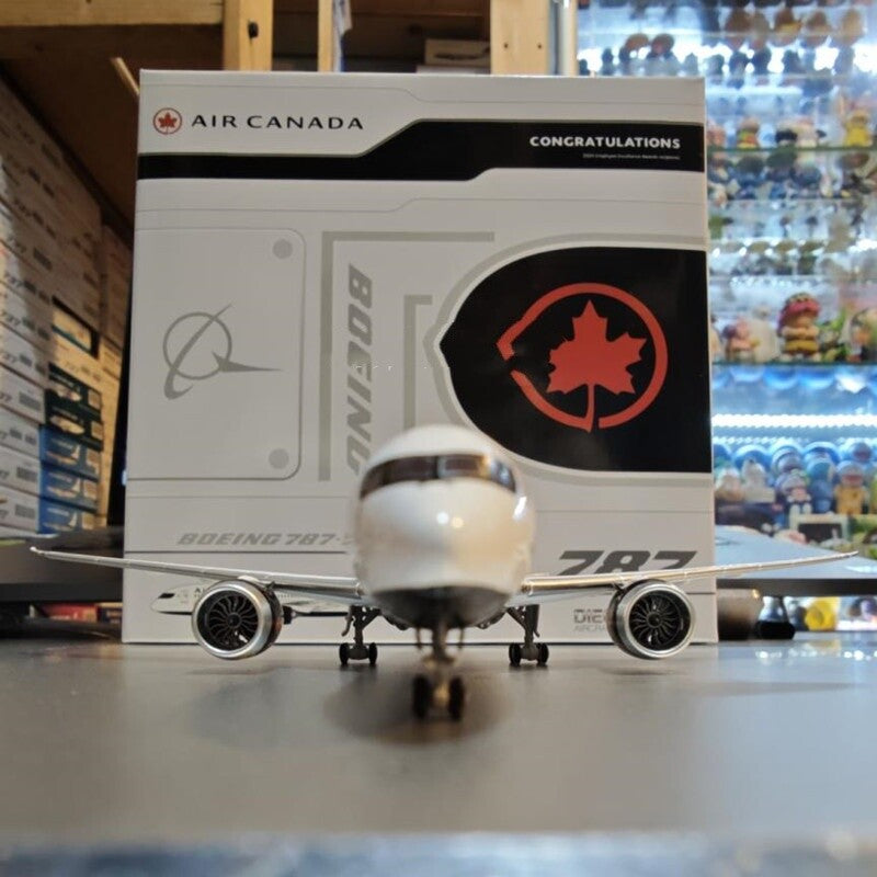 1:400 JC Wings Air Canada Boeing 787-9 Airplane Diecast Aircraft Model