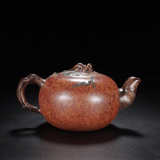 Chinese Yixing Zisha Clay Handmade Exquisite Teapot (小老鼠 底款:蒋蓉)