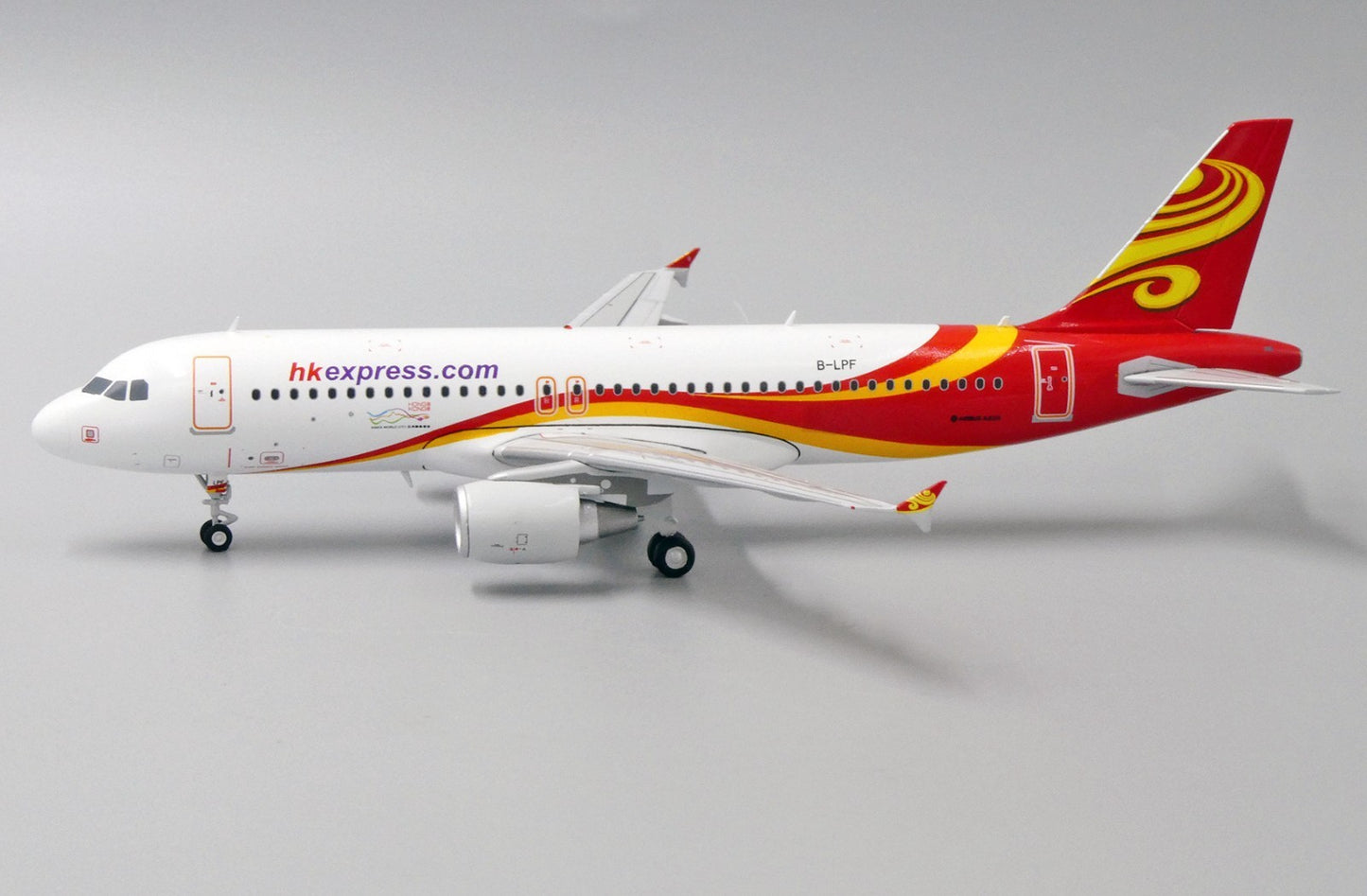 1:200 JC Wings Hong Kong Express Airbus A320 B-LPF Diecast Aircraft Model