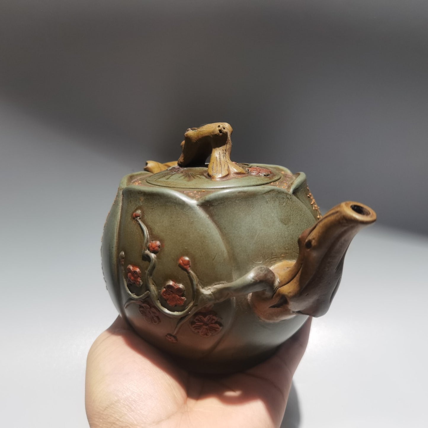 Chinese Yixing Zisha Clay Exquisite Teapot Tea Collectibles Plum Blossom Carved