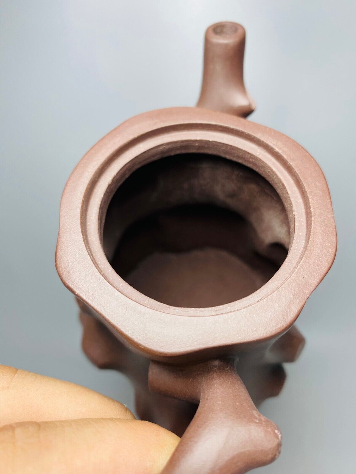 Chinese Yixing Zisha Clay Handmade Exquisite Teapot (梅桩壶 底款:汪寅仙)